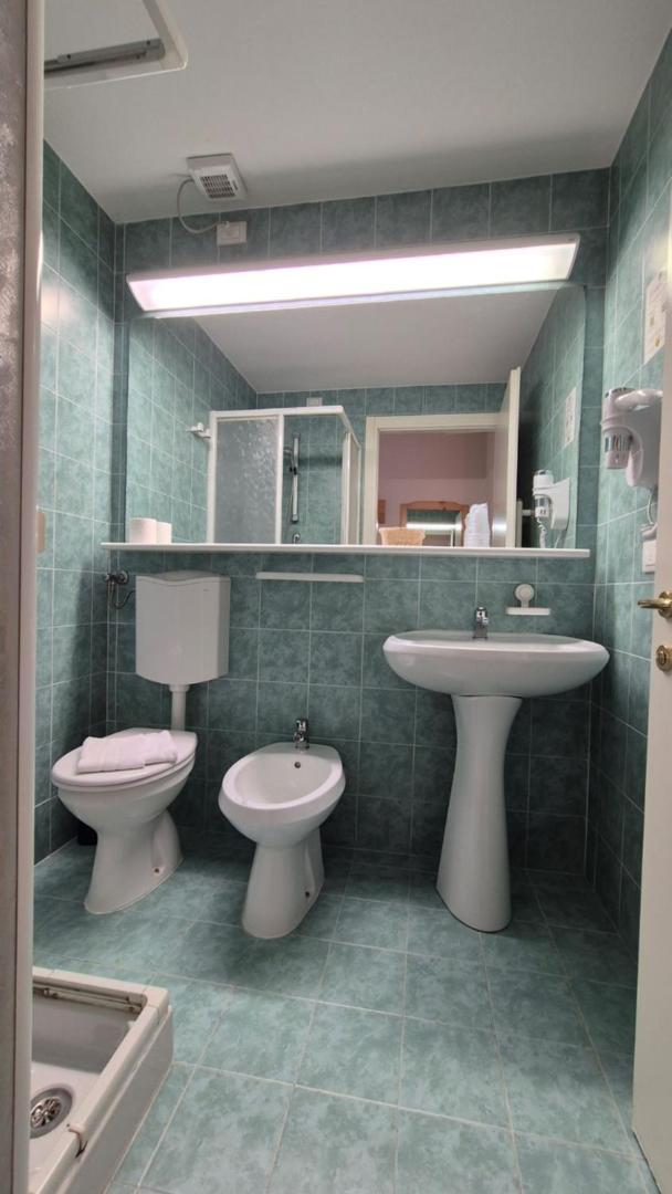 ואלברונה Hotel Saisera מראה חיצוני תמונה