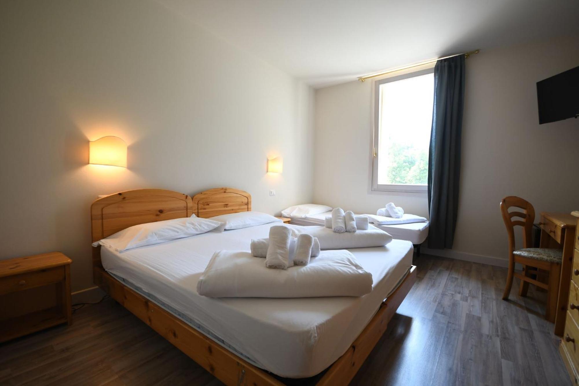 ואלברונה Hotel Saisera מראה חיצוני תמונה