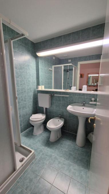ואלברונה Hotel Saisera מראה חיצוני תמונה