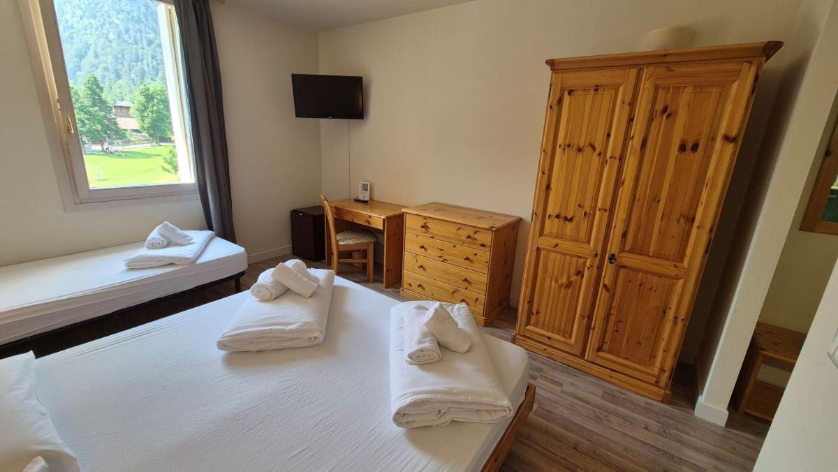 ואלברונה Hotel Saisera מראה חיצוני תמונה